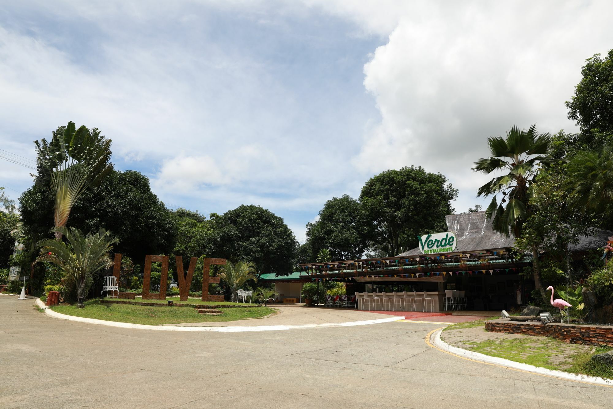Loreland Farm Resort Antipolo Extérieur photo